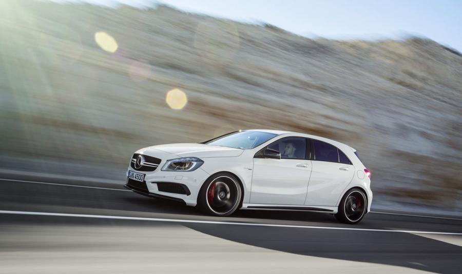  Mercedes-Benz A45 AMG 2014 года  (фото 4 из 24)